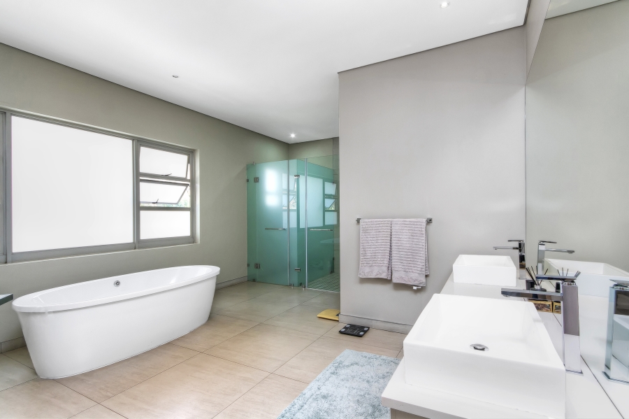 4 Bedroom Property for Sale in Morningside Gauteng