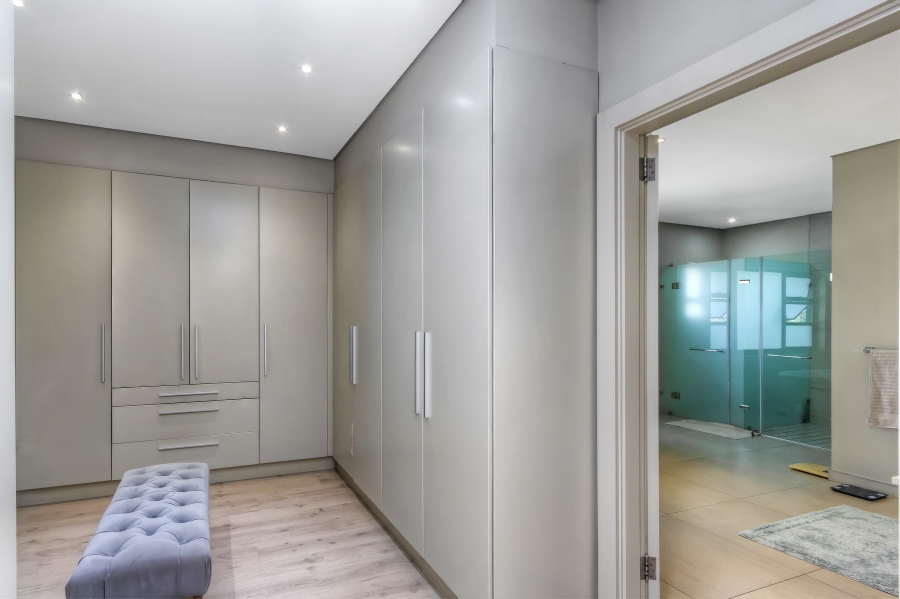 4 Bedroom Property for Sale in Morningside Gauteng