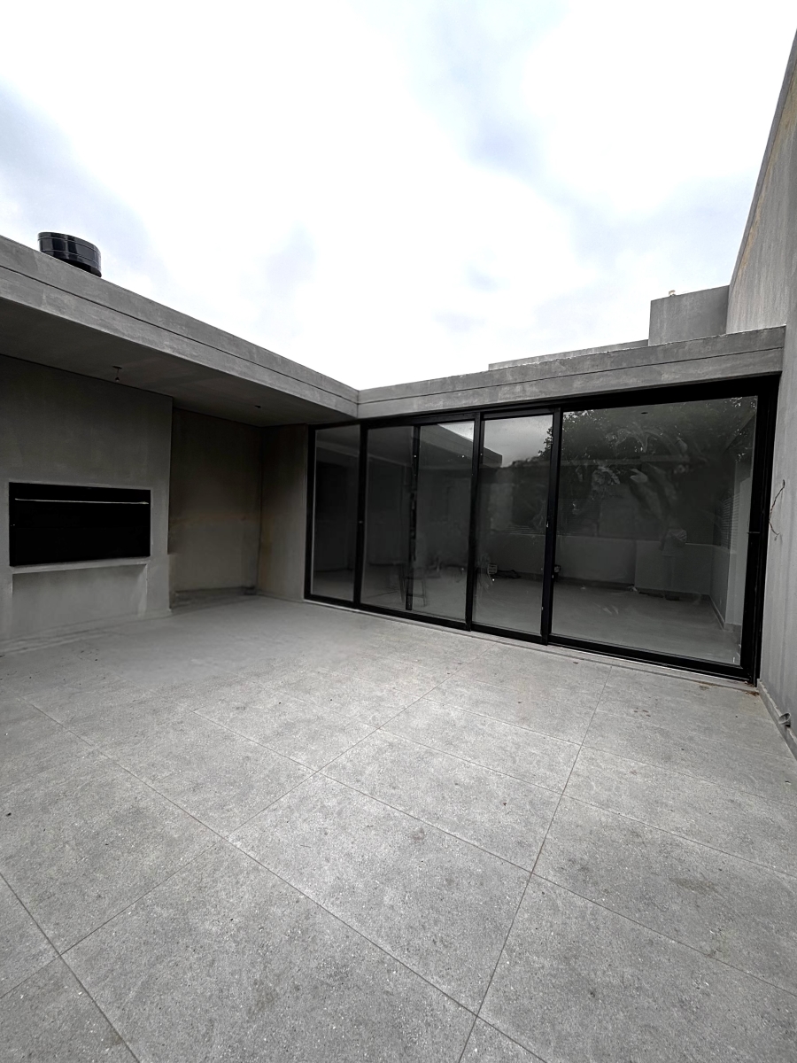 3 Bedroom Property for Sale in Norwood Gauteng