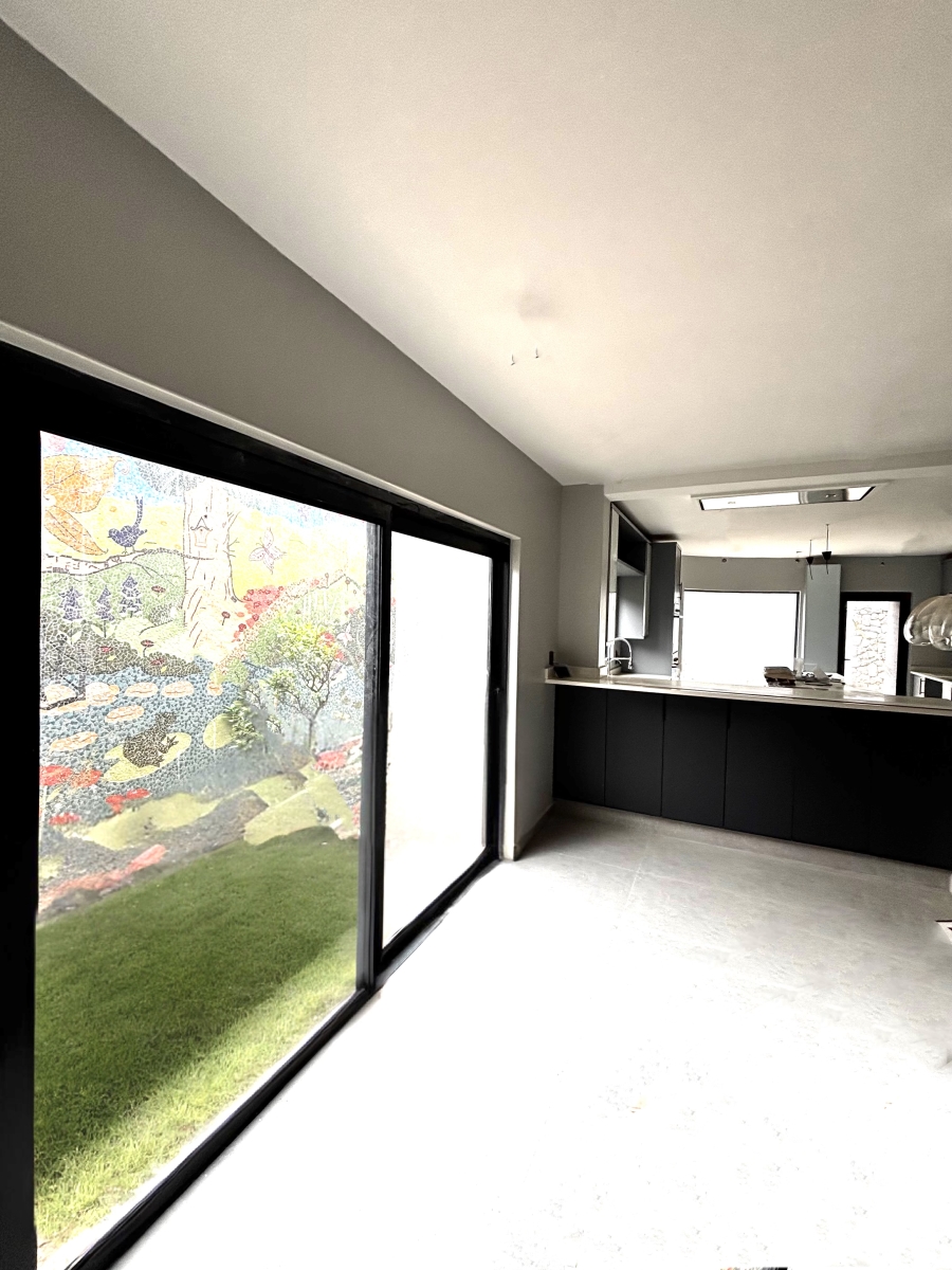 3 Bedroom Property for Sale in Norwood Gauteng