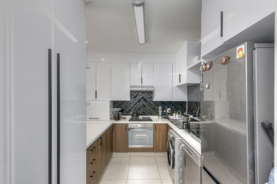 2 Bedroom Property for Sale in Morningside Gauteng