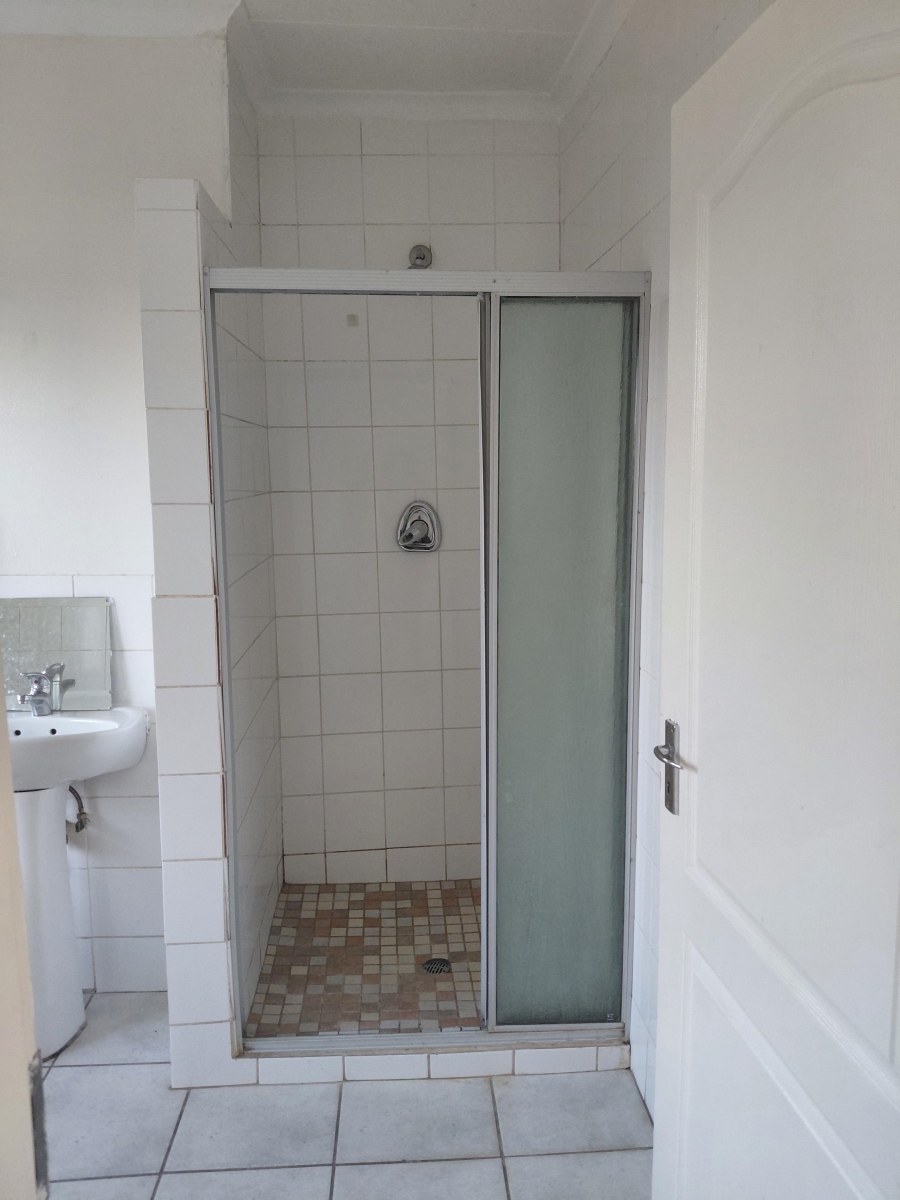 To Let 3 Bedroom Property for Rent in Birchleigh North Gauteng