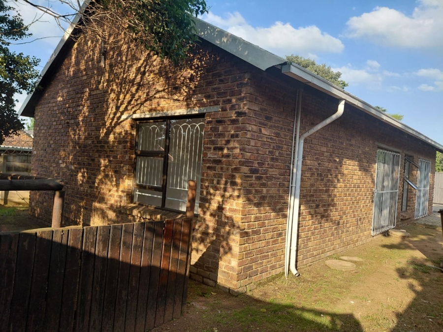 To Let 3 Bedroom Property for Rent in Birchleigh North Gauteng
