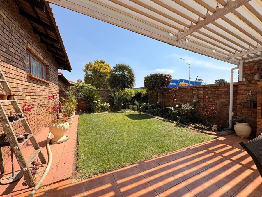 3 Bedroom Property for Sale in Dal Fouche Gauteng