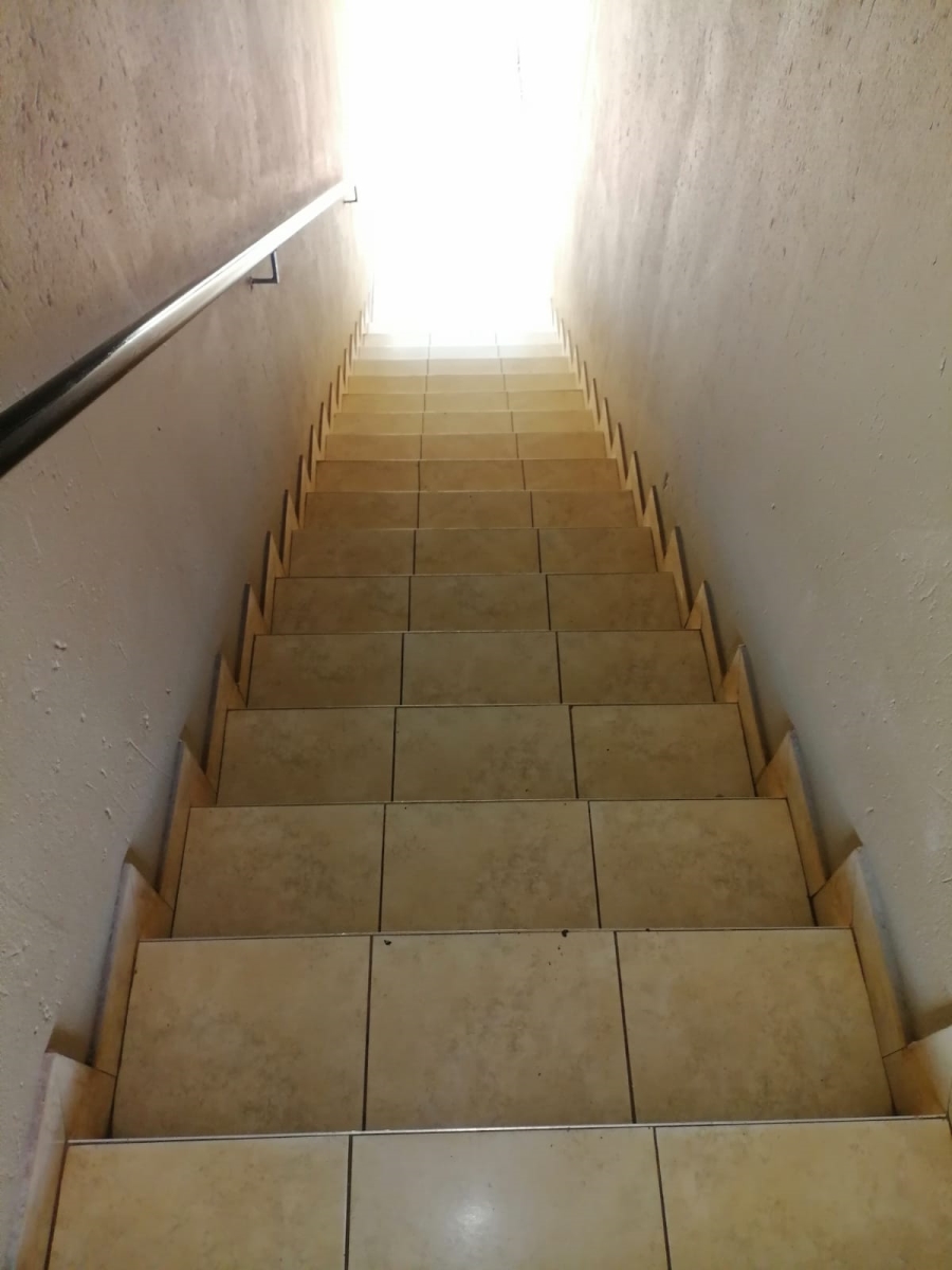 2 Bedroom Property for Sale in Pretorius Park Gauteng