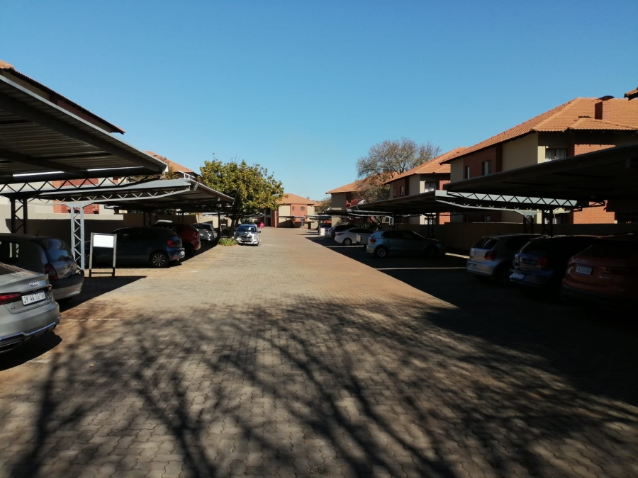 2 Bedroom Property for Sale in Pretorius Park Gauteng