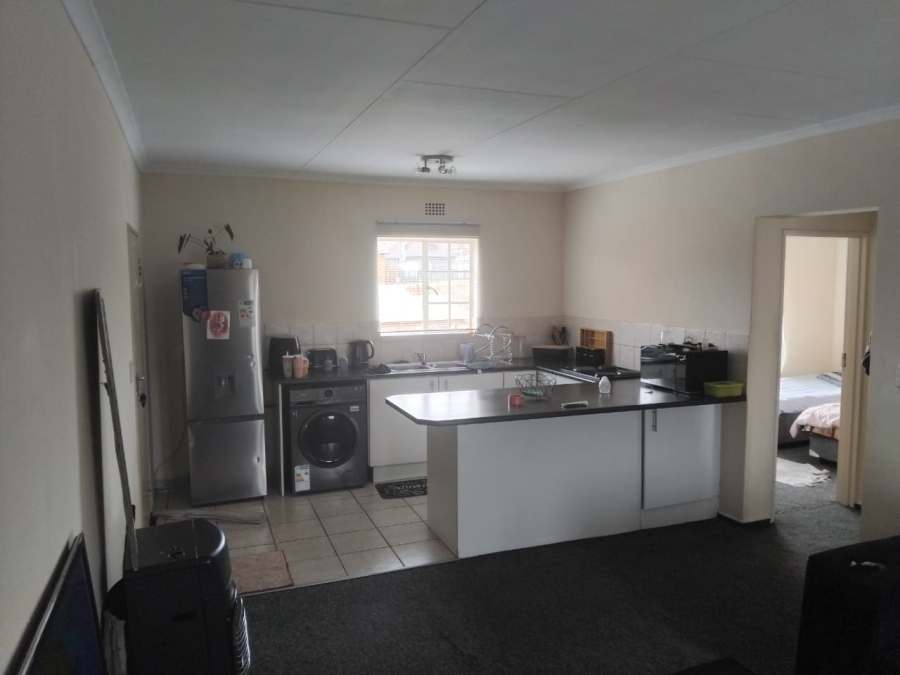 To Let 2 Bedroom Property for Rent in Terenure Gauteng
