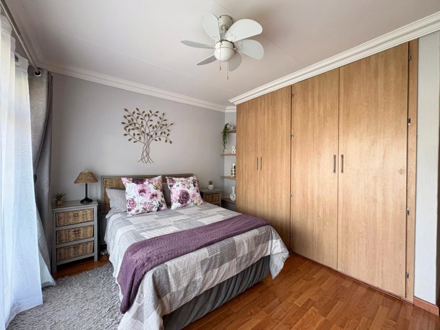 3 Bedroom Property for Sale in Strubenvale Gauteng