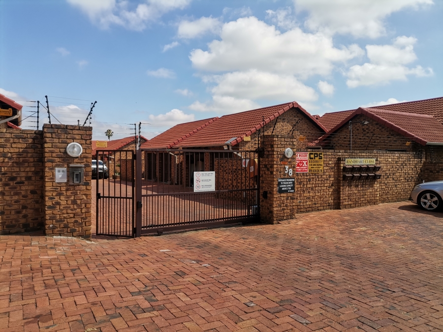3 Bedroom Property for Sale in Randhart Gauteng