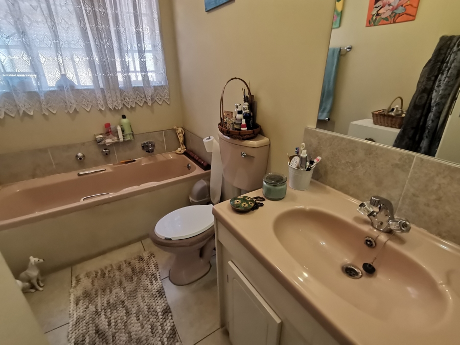 3 Bedroom Property for Sale in Randhart Gauteng