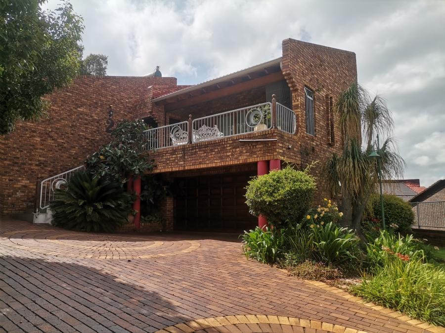 3 Bedroom Property for Sale in Mulbarton Gauteng