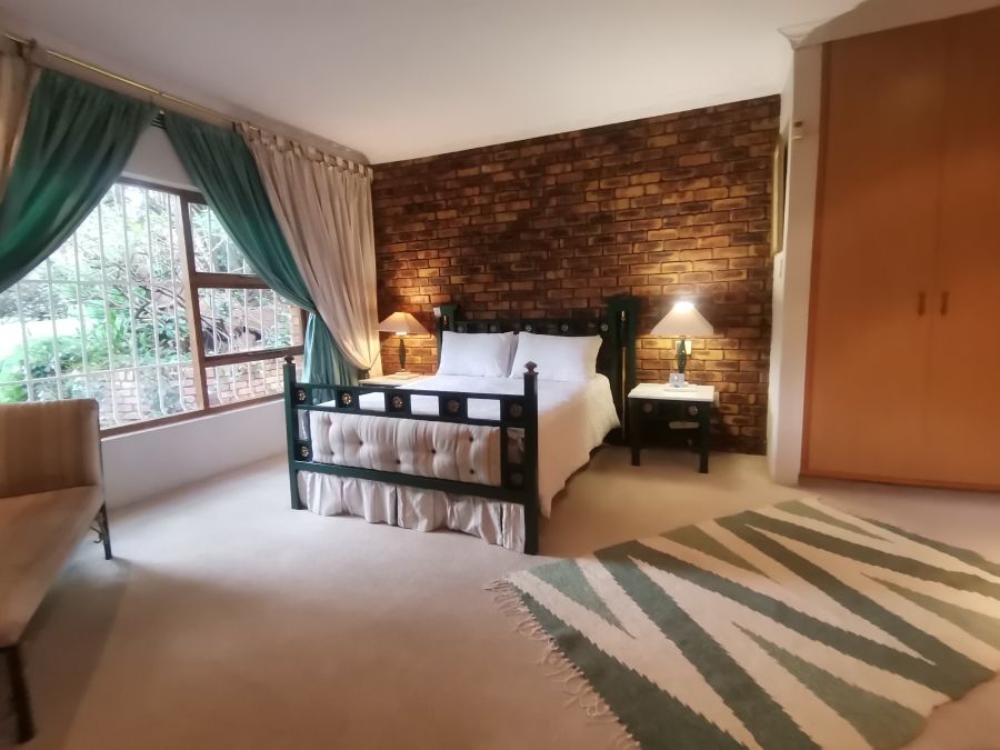 3 Bedroom Property for Sale in Mulbarton Gauteng