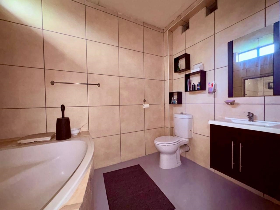 4 Bedroom Property for Sale in Brakpan Central Gauteng