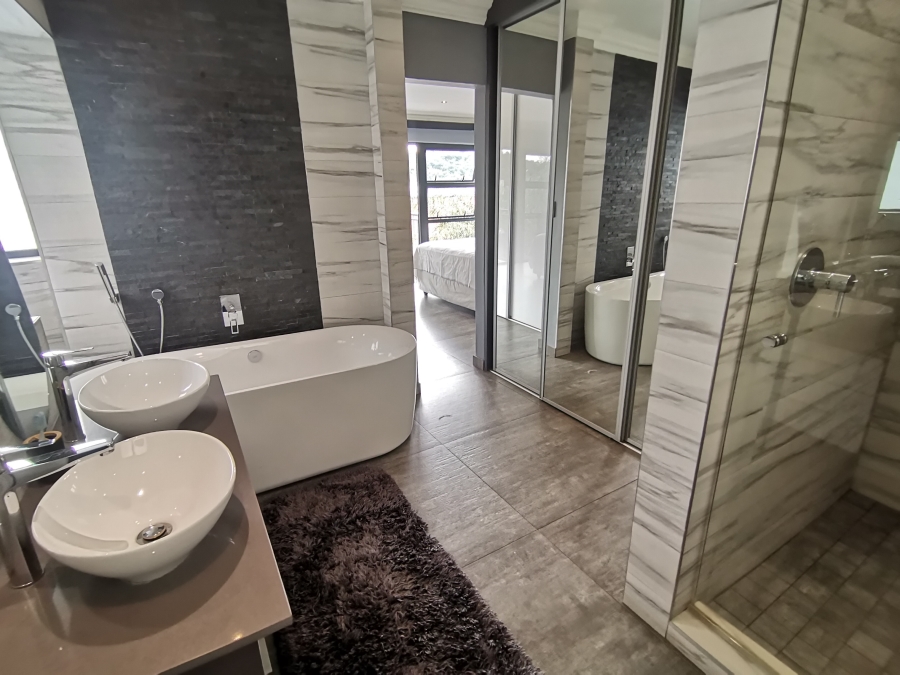 2 Bedroom Property for Sale in Bassonia Gauteng