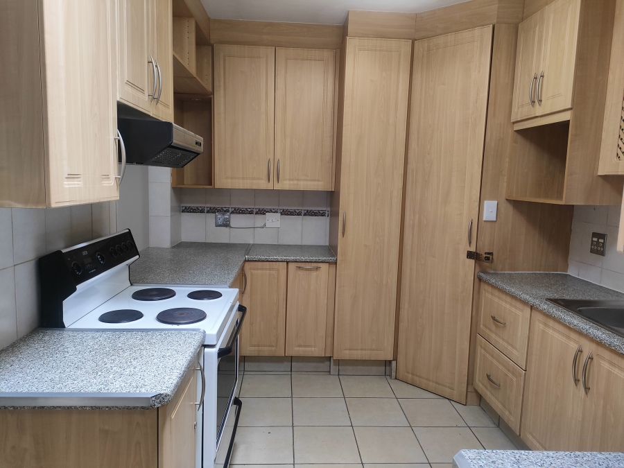 3 Bedroom Property for Sale in Silverton Gauteng