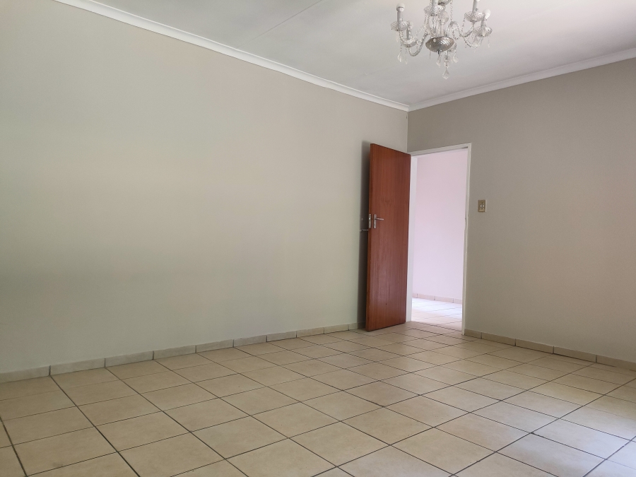 3 Bedroom Property for Sale in Silverton Gauteng