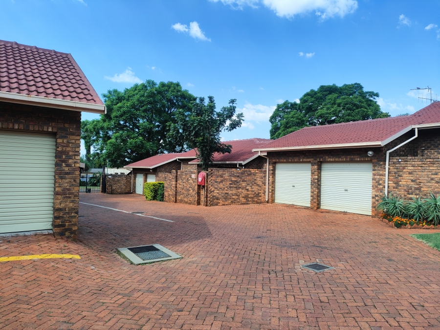 3 Bedroom Property for Sale in Silverton Gauteng