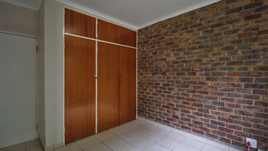 3 Bedroom Property for Sale in Silverton Gauteng