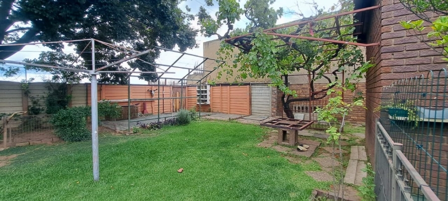 4 Bedroom Property for Sale in Dalpark Gauteng