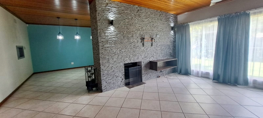 3 Bedroom Property for Sale in Selcourt Gauteng