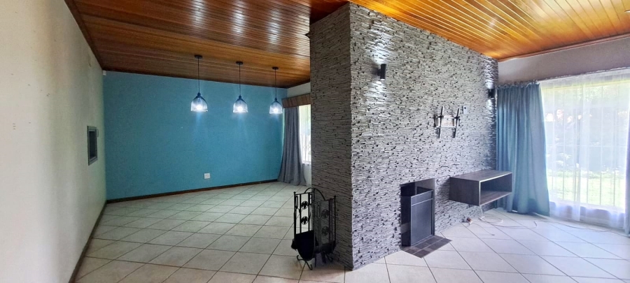 3 Bedroom Property for Sale in Selcourt Gauteng