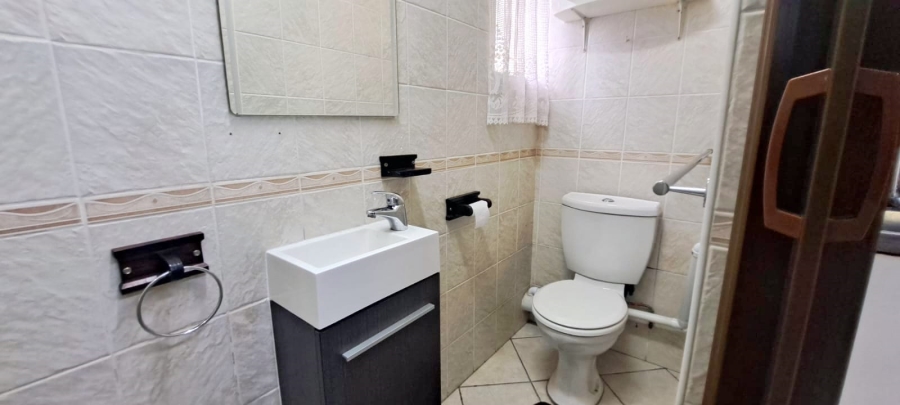 3 Bedroom Property for Sale in Selcourt Gauteng