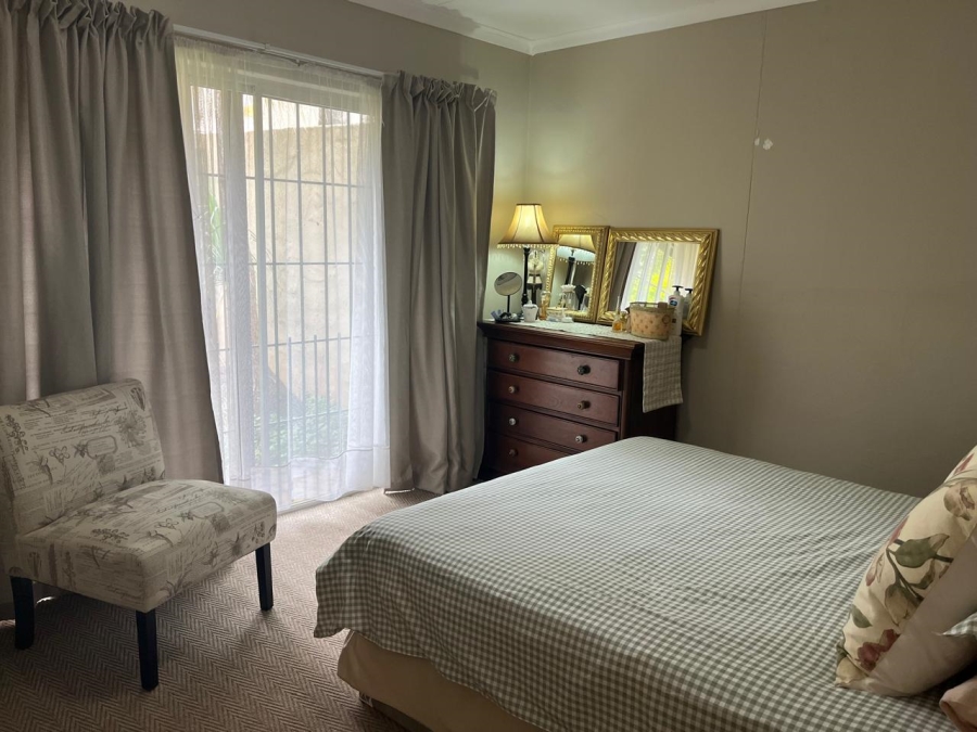 2 Bedroom Property for Sale in Faerie Glen Gauteng