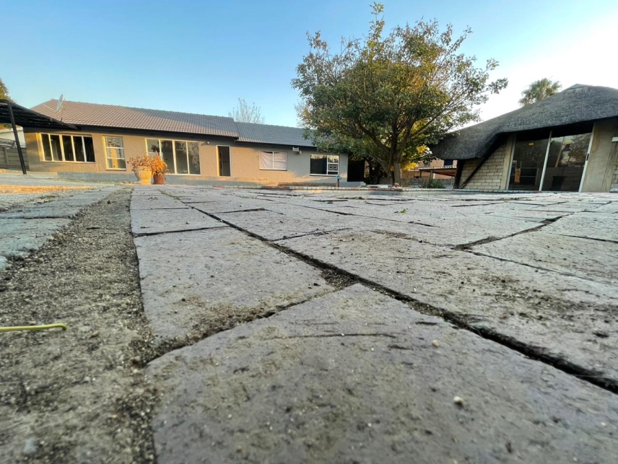 3 Bedroom Property for Sale in Esther Park Gauteng