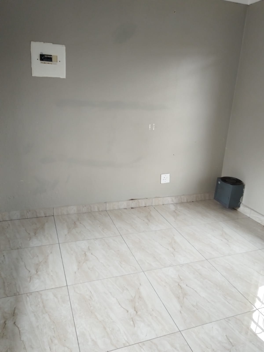 To Let 3 Bedroom Property for Rent in Birchleigh North Gauteng