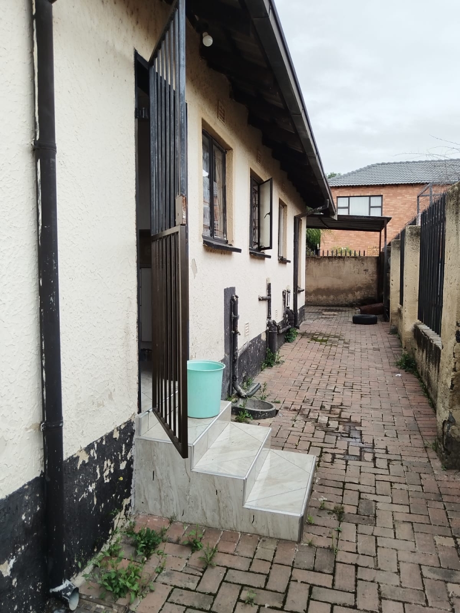 To Let 3 Bedroom Property for Rent in Birchleigh North Gauteng