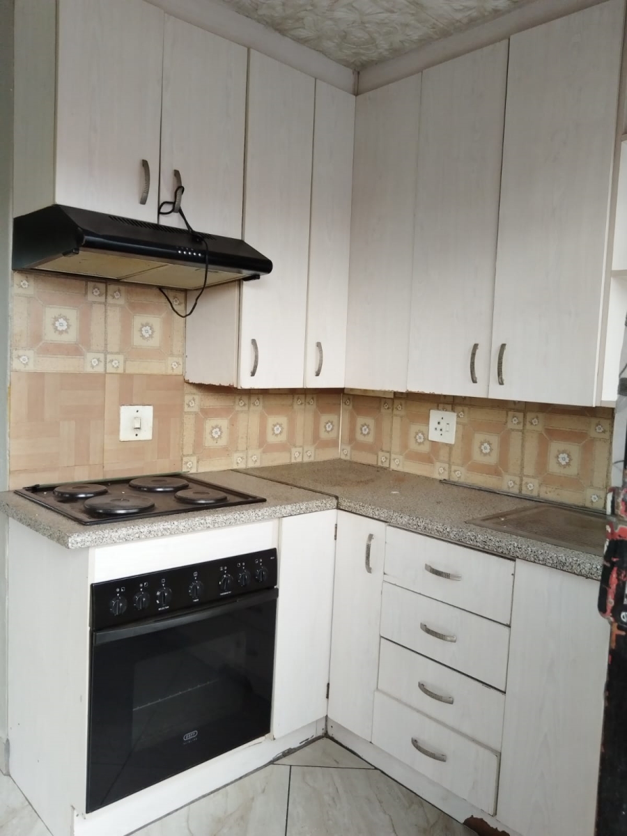 To Let 3 Bedroom Property for Rent in Birchleigh North Gauteng