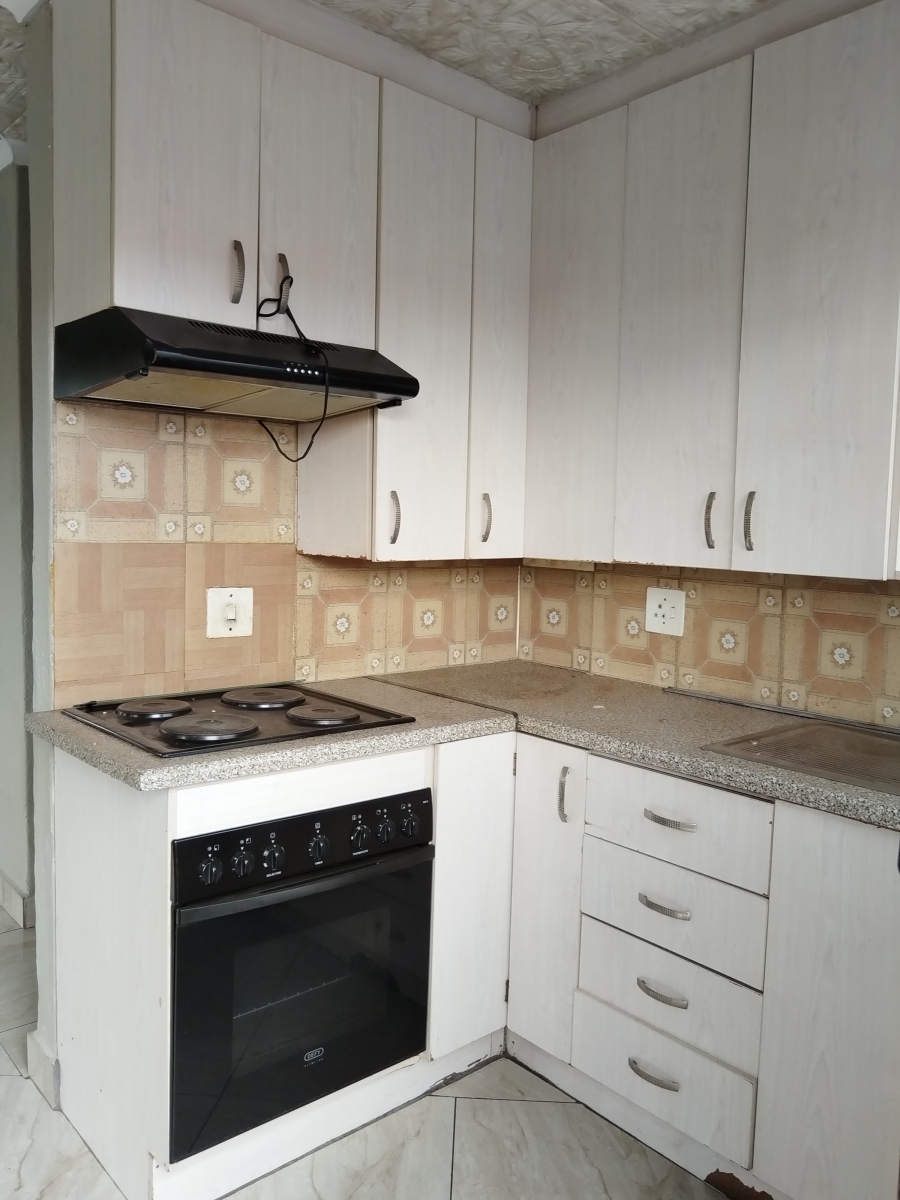 To Let 3 Bedroom Property for Rent in Birchleigh North Gauteng