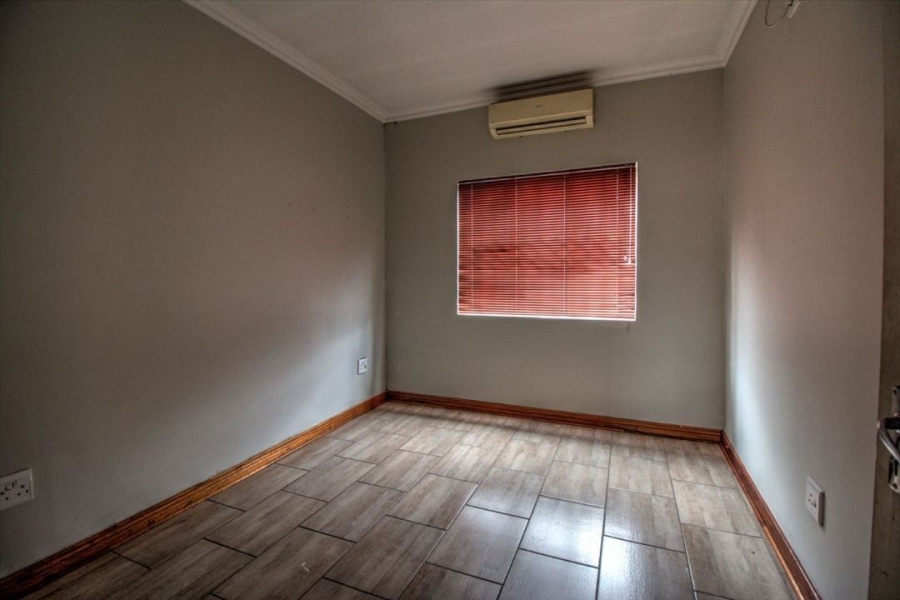 9 Bedroom Property for Sale in Kempton Park Ext 2 Gauteng