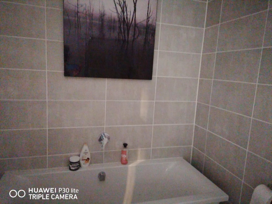 2 Bedroom Property for Sale in Willow Park Manor Gauteng