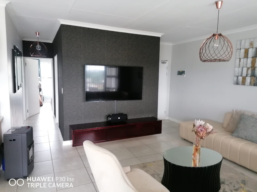 2 Bedroom Property for Sale in Willow Park Manor Gauteng