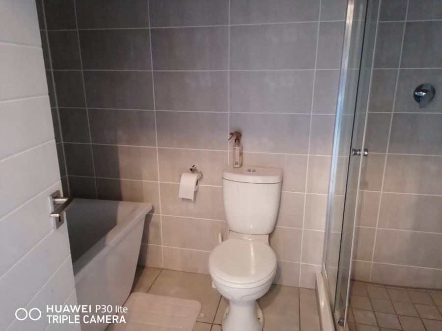 2 Bedroom Property for Sale in Willow Park Manor Gauteng