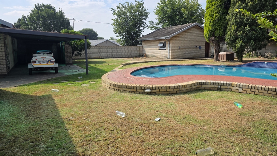 3 Bedroom Property for Sale in Ferryvale Gauteng