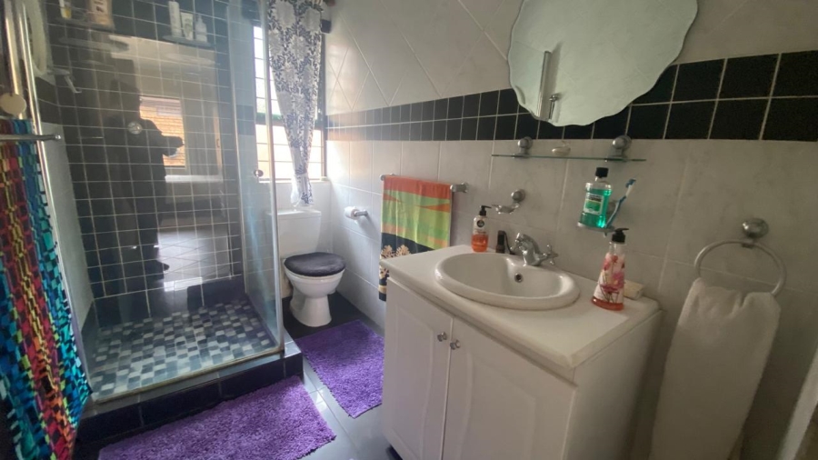 3 Bedroom Property for Sale in New Redruth Gauteng