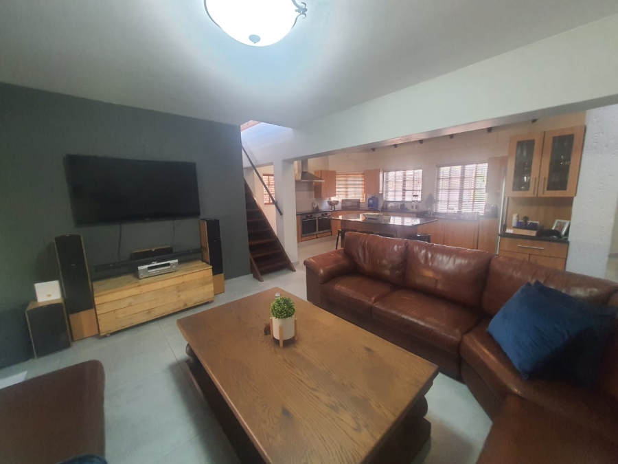 3 Bedroom Property for Sale in Vanderbijlpark SW 5 Gauteng