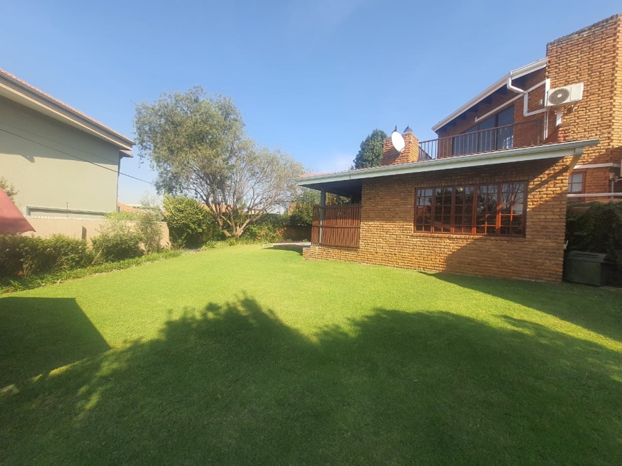 3 Bedroom Property for Sale in Vanderbijlpark SW 5 Gauteng