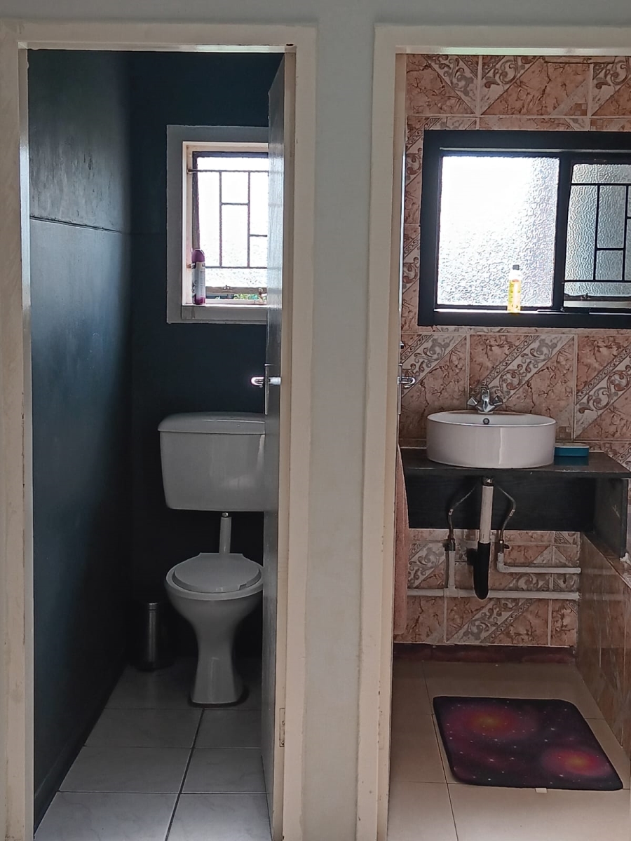 4 Bedroom Property for Sale in Vanderbijlpark Cw 6 Gauteng