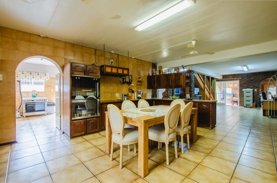 3 Bedroom Property for Sale in Les Marais Gauteng