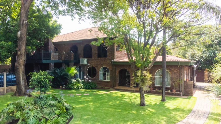 3 Bedroom Property for Sale in Les Marais Gauteng