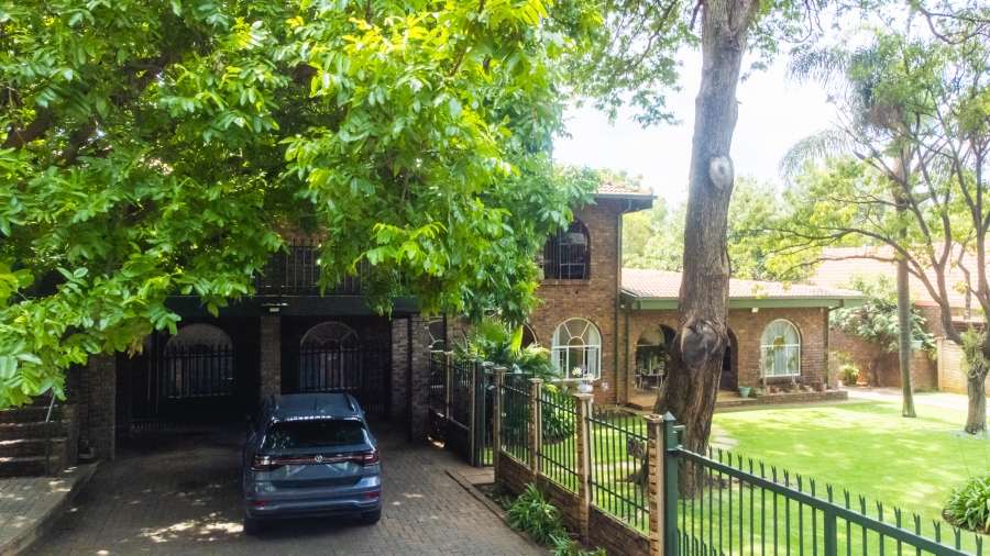 3 Bedroom Property for Sale in Les Marais Gauteng
