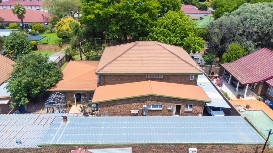 3 Bedroom Property for Sale in Les Marais Gauteng