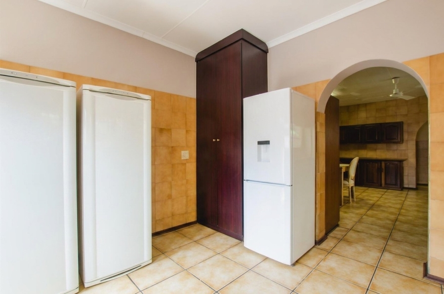 3 Bedroom Property for Sale in Les Marais Gauteng