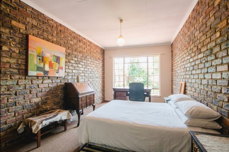 3 Bedroom Property for Sale in Les Marais Gauteng