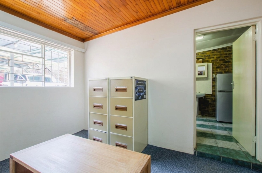 3 Bedroom Property for Sale in Les Marais Gauteng