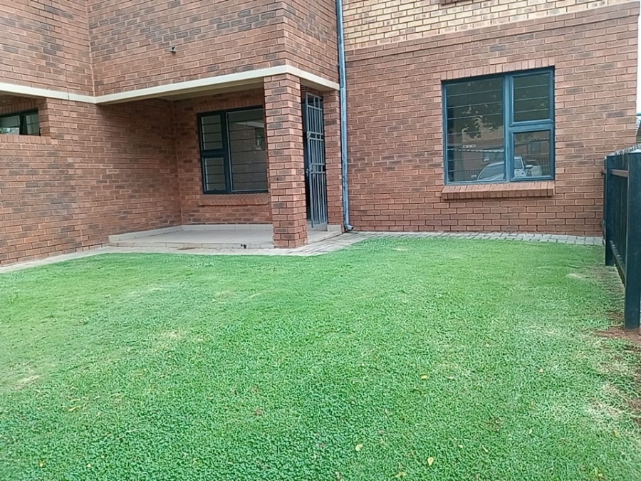 2 Bedroom Property for Sale in Olympus AH Gauteng