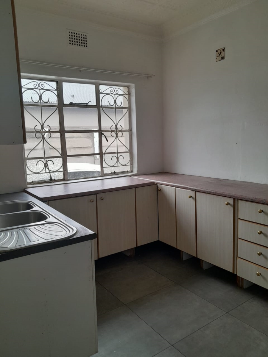 To Let 1 Bedroom Property for Rent in Brenthurst Gauteng